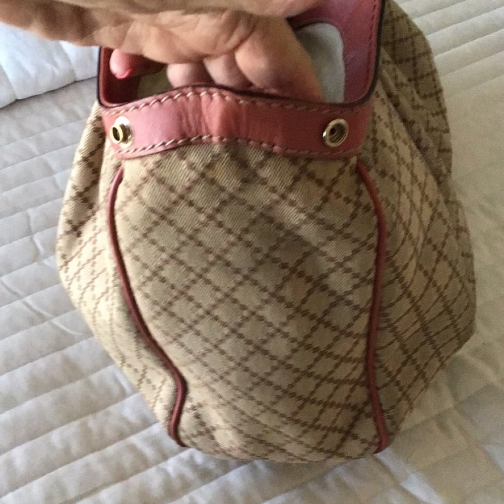 ****( Gucci Diamante Canvas Sukey Bag..AUTHENTIC PAPERS - Picture 13 of 13